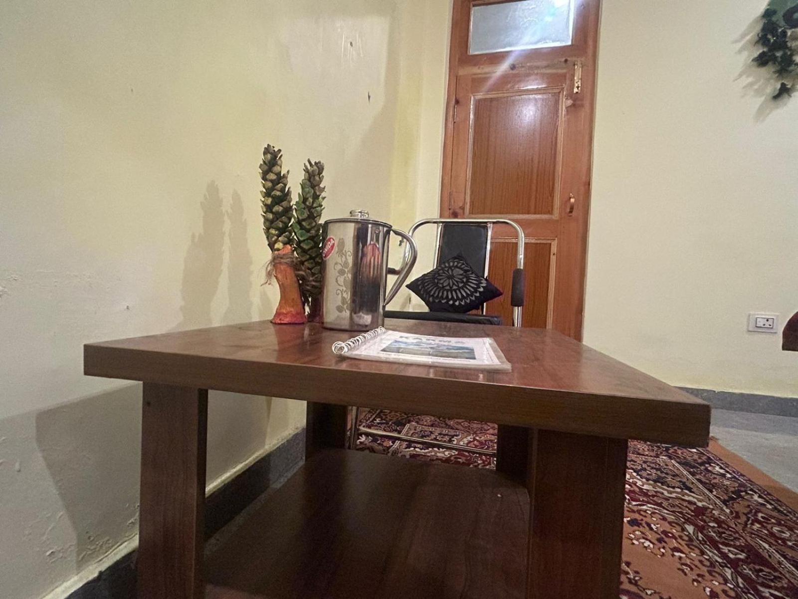 Karma Guest House And Cafe Kalgha الغرفة الصورة