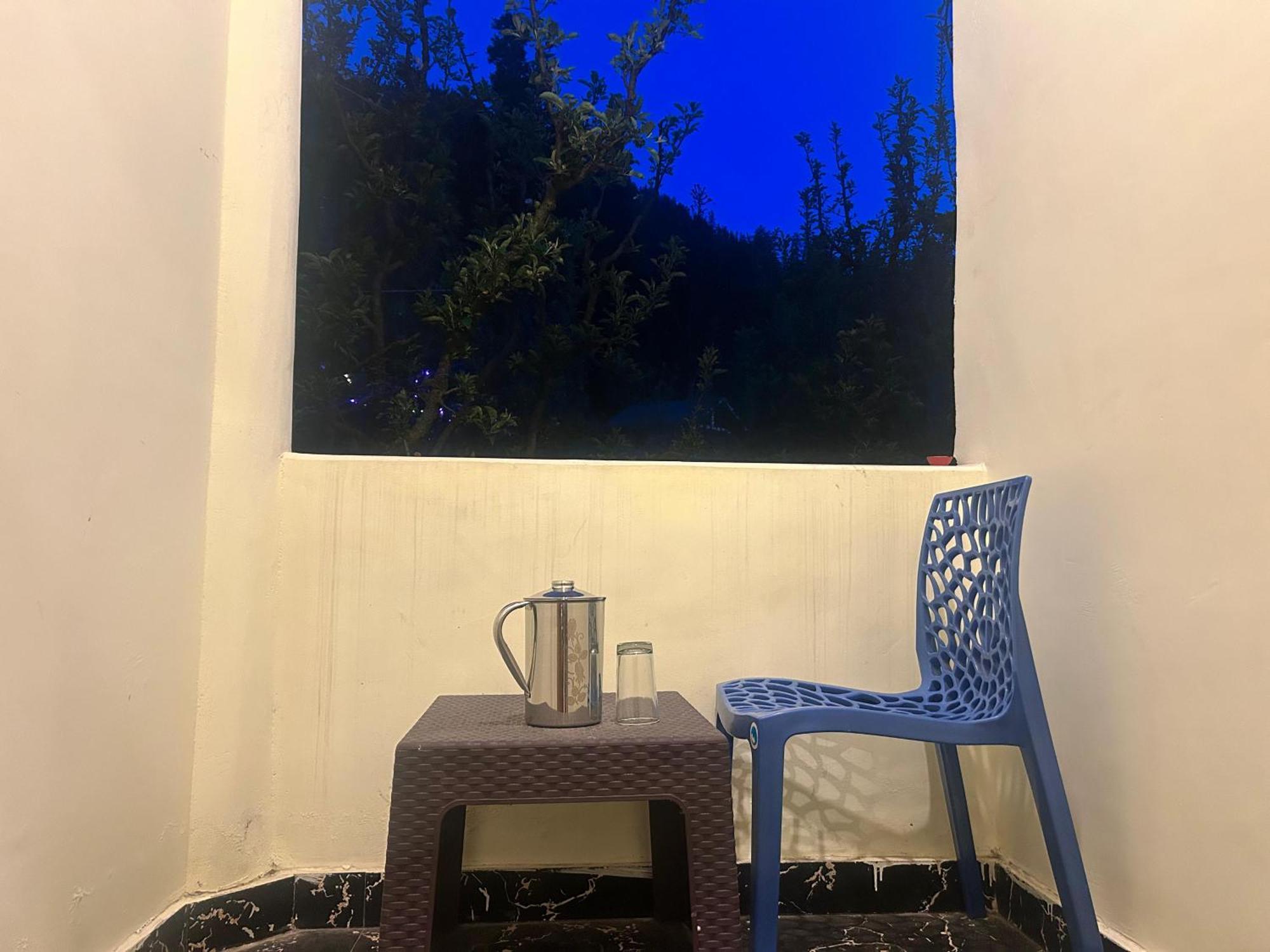 Karma Guest House And Cafe Kalgha الغرفة الصورة